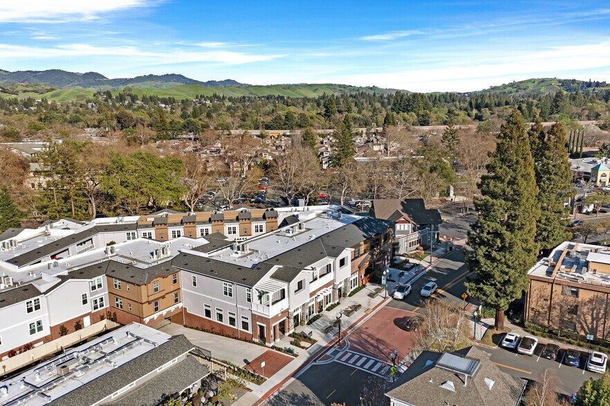 More Photos Of 600 Hartz Ave, Danville Storefront Retail Residential For Lease