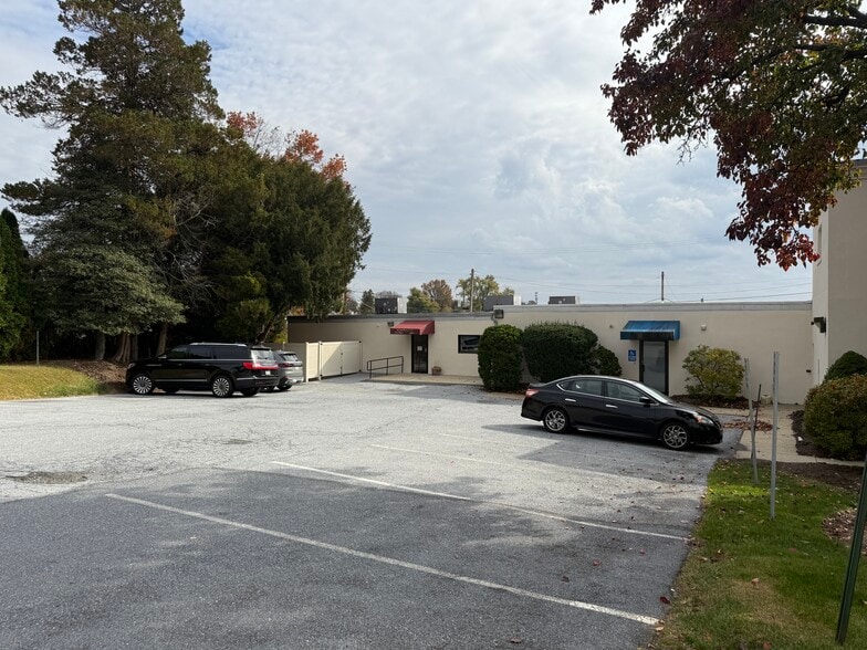 More Photos Of 3701 Perkiomen Ave, Reading Medical For Sale