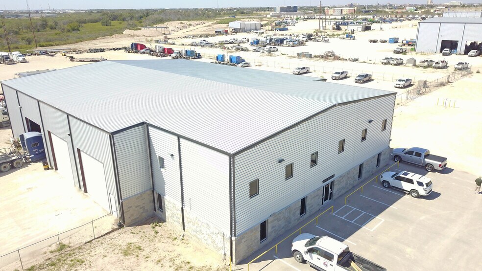More Photos Of 2250 Dixie Blvd, Odessa Industrial For Sale