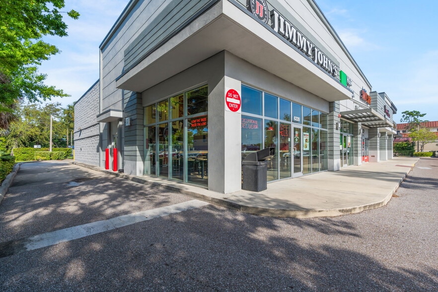 More Photos Of 6228 14th St W, Bradenton Storefront For Lease