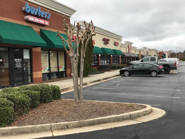 More Photos Of 386-424 Hwy 155 S, McDonough Storefront For Sale