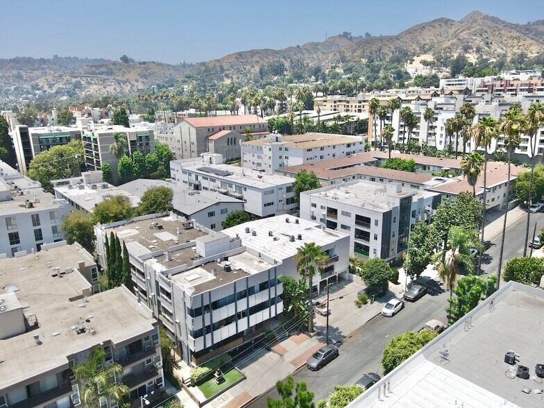 More Photos Of 1627 N Poinsettia Pl, Los Angeles Apartments For Sale