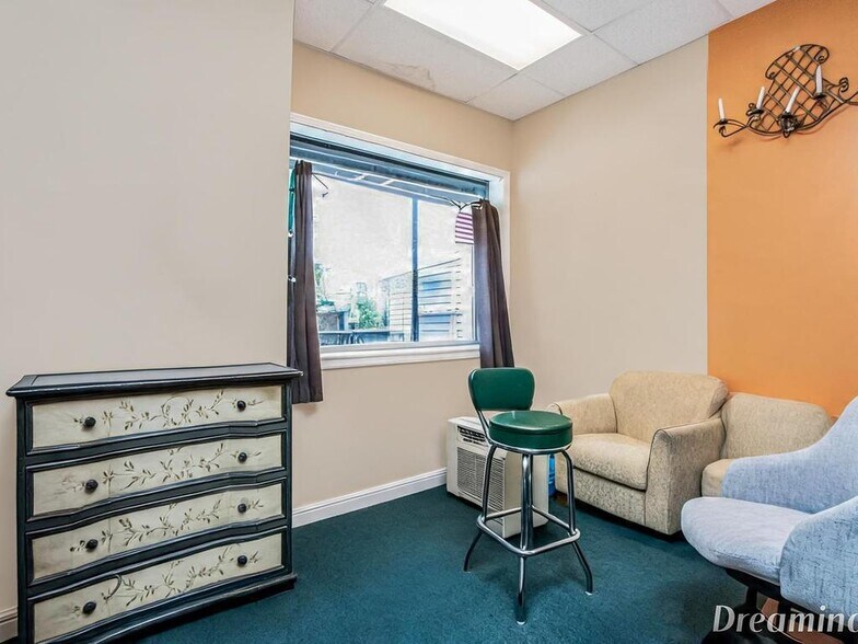 More Photos Of 2110 Clove Rd, Staten Island Storefront Retail Office For Sale