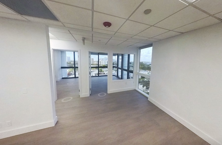 More Photos Of 2875 NE 191st St, Aventura Office For Lease