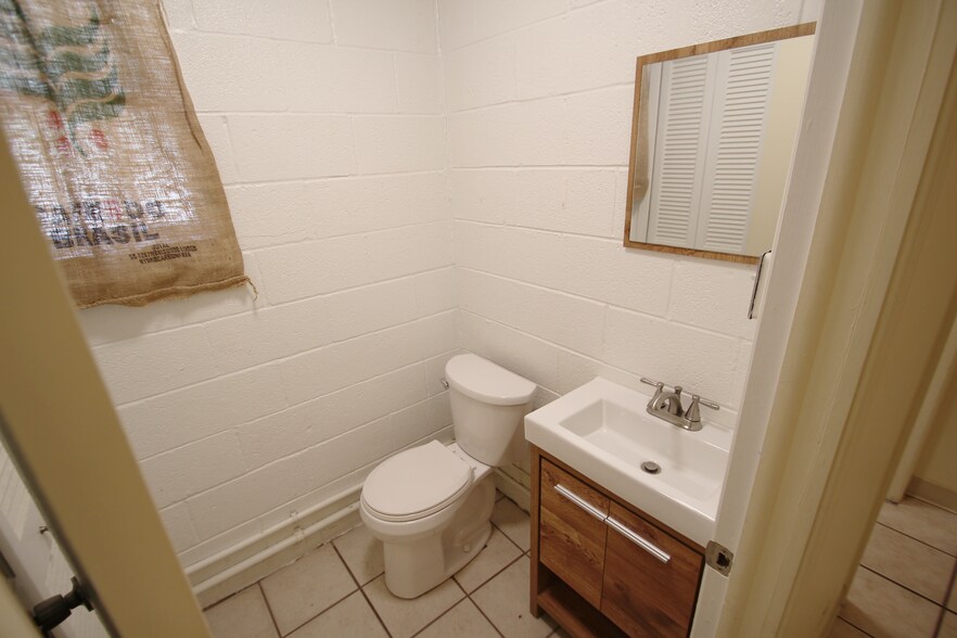 More Photos Of 6999-7011 Mill Rd, Brecksville Unknown For Sale