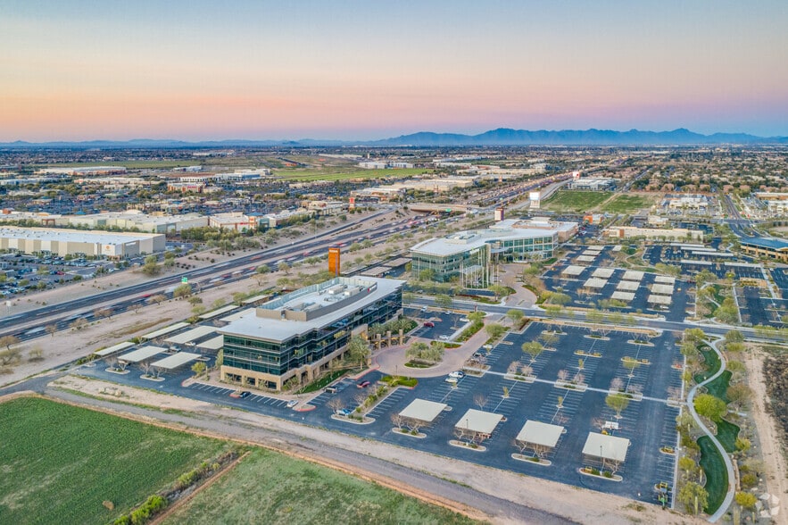 More Photos Of 155 E Rivulon Blvd, Gilbert Office For Lease