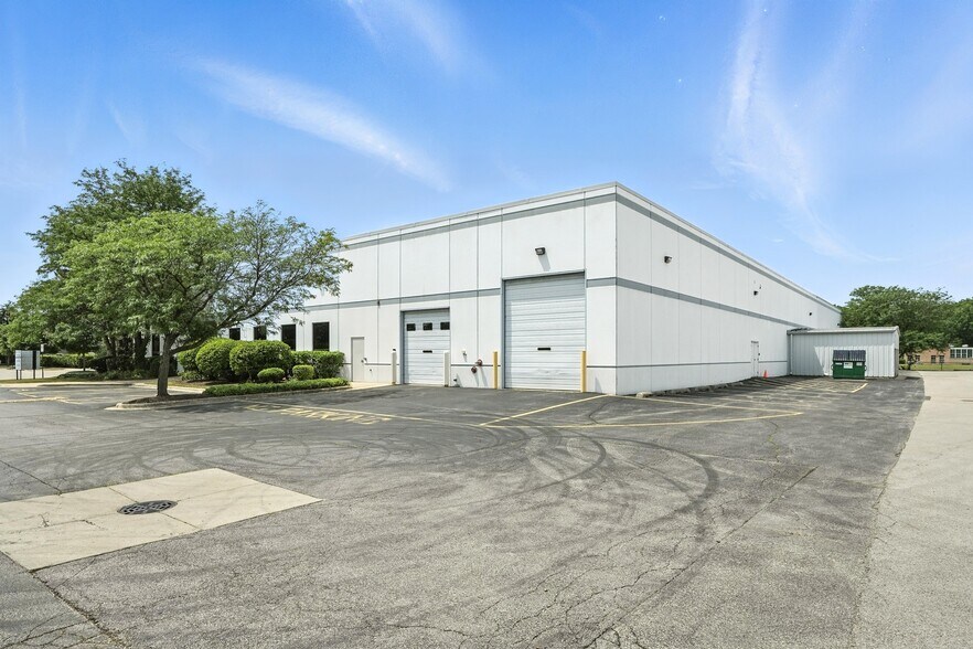 More Photos Of 8130 River Dr, Morton Grove Warehouse For Sale