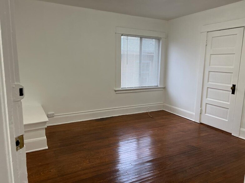 More Photos Of 1608-1610 S Wilton Pl, Los Angeles Apartments For Sale