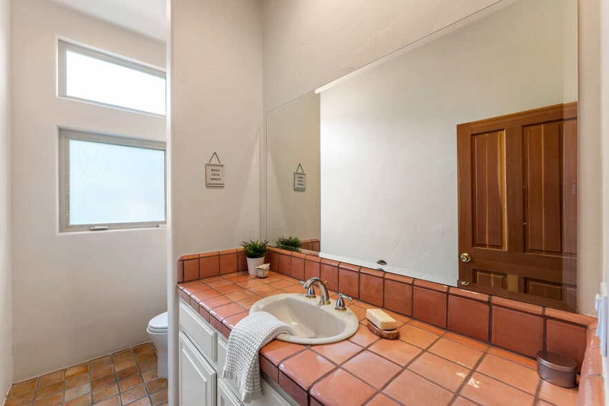 More Photos Of 2175 Cold Canyon Rd, Calabasas Assisted Living For Sale