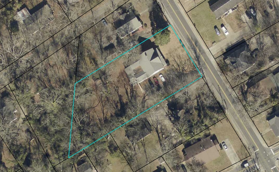 More Photos Of 212 N Erwin St, Cartersville Office For Sale