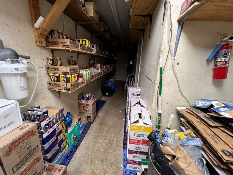 More Photos Of 915 Main St, Holyoke Convenience Store For Sale