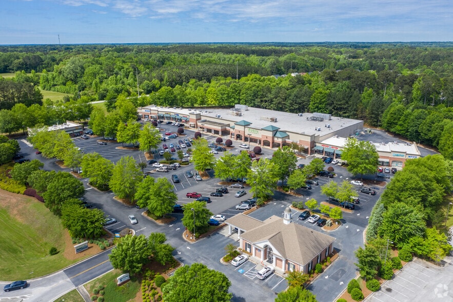 More Photos Of 1500-1520 Highway 74, Tyrone Unknown For Lease