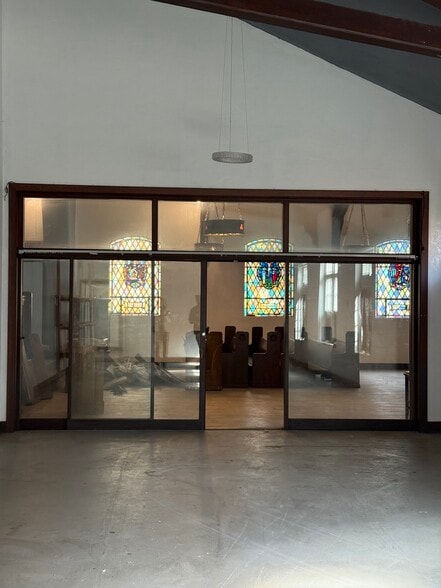 More Photos Of 315 N Sierra Nevada St, Stockton Religious Facility For Lease