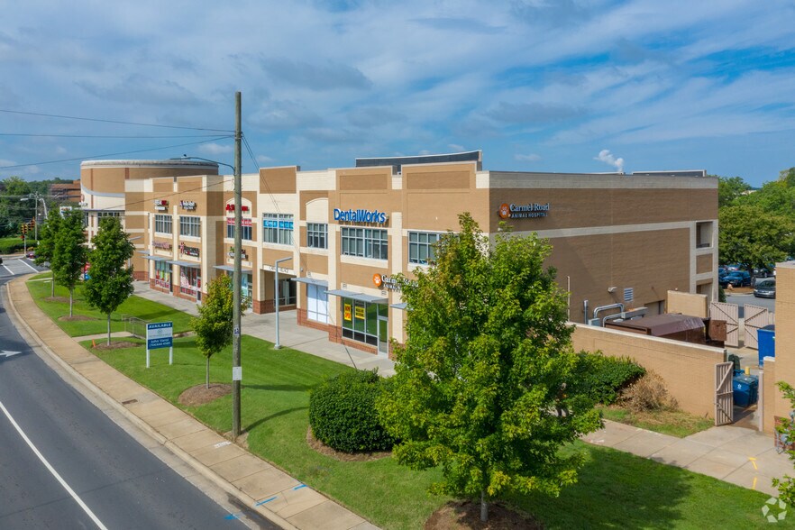 More Photos Of 7510 Pineville-Matthews Rd, Charlotte Freestanding For Sale
