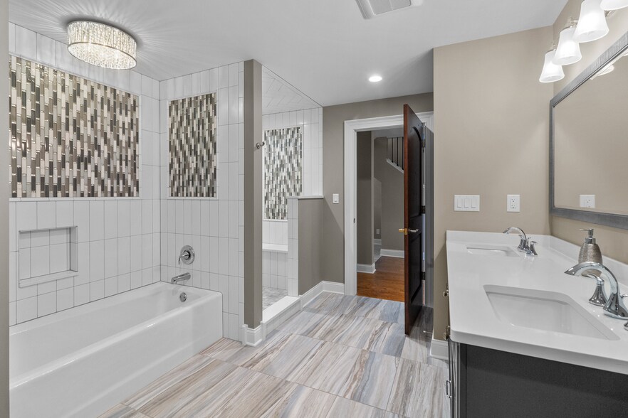 More Photos Of 8508 Il Route 120, Woodstock Specialty For Sale