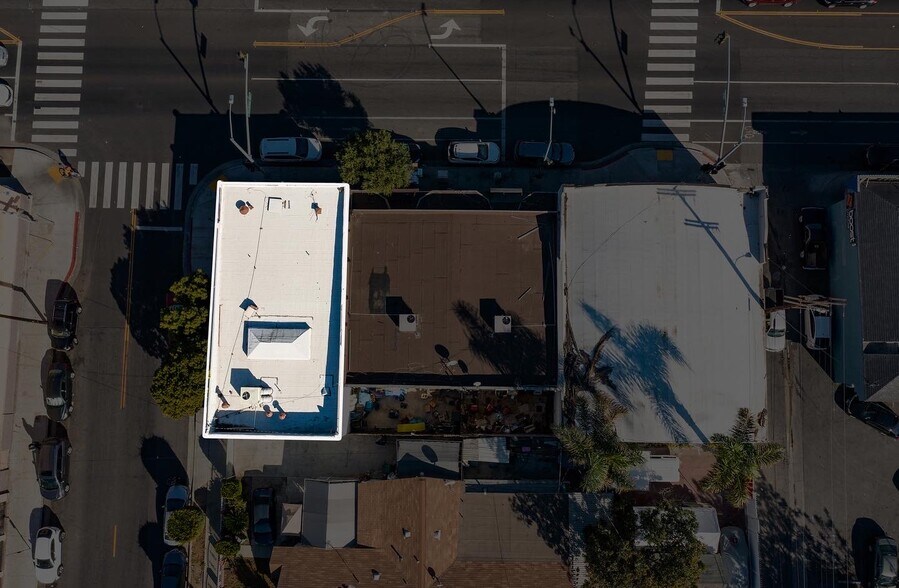 More Photos Of 1800 Firestone Blvd, Los Angeles Storefront For Sale