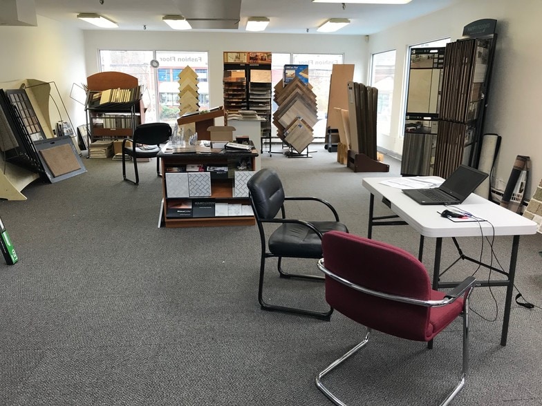 More Photos Of 24 Danbury Rd, Wilton General Retail For Lease