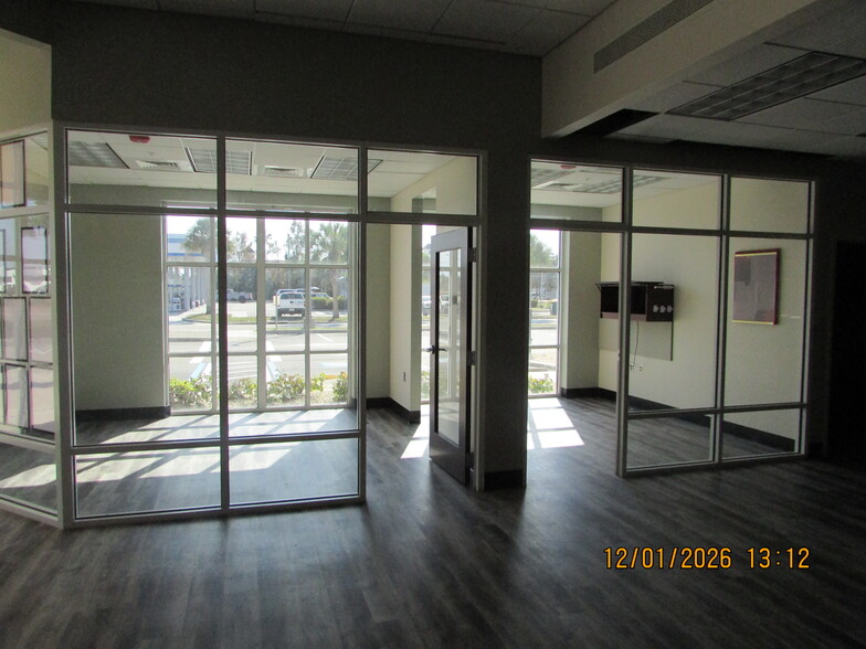 More Photos Of 18940 S Tamiami Trl, Fort Myers Medical For Lease