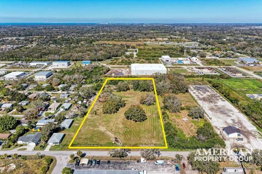 More Photos Of 2102 17th St E, Palmetto Land For Sale