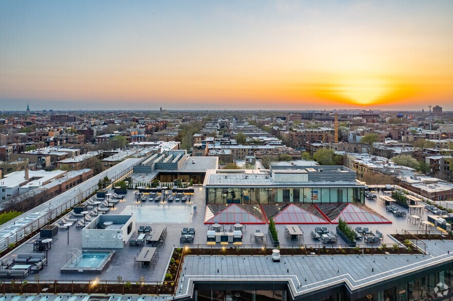 More Photos Of 3460 N Broadway St, Chicago Apartments For Lease