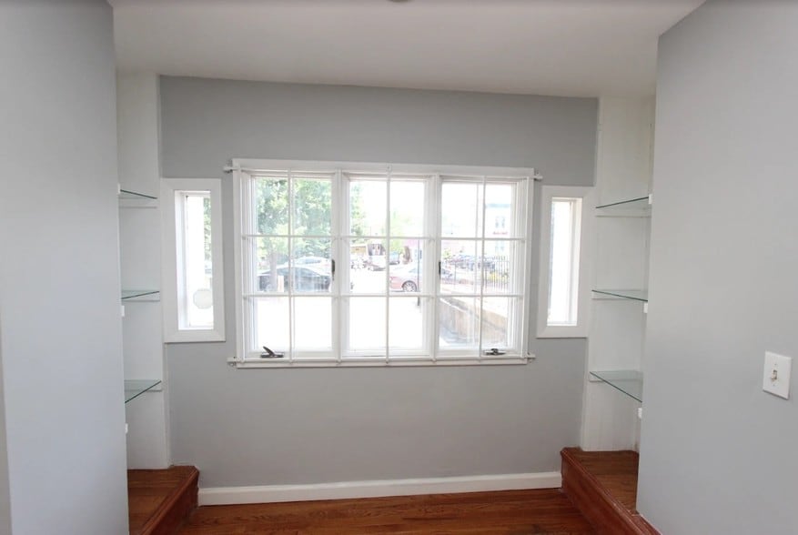 More Photos Of 303 Massachusetts Ave NE, Washington Office For Sale
