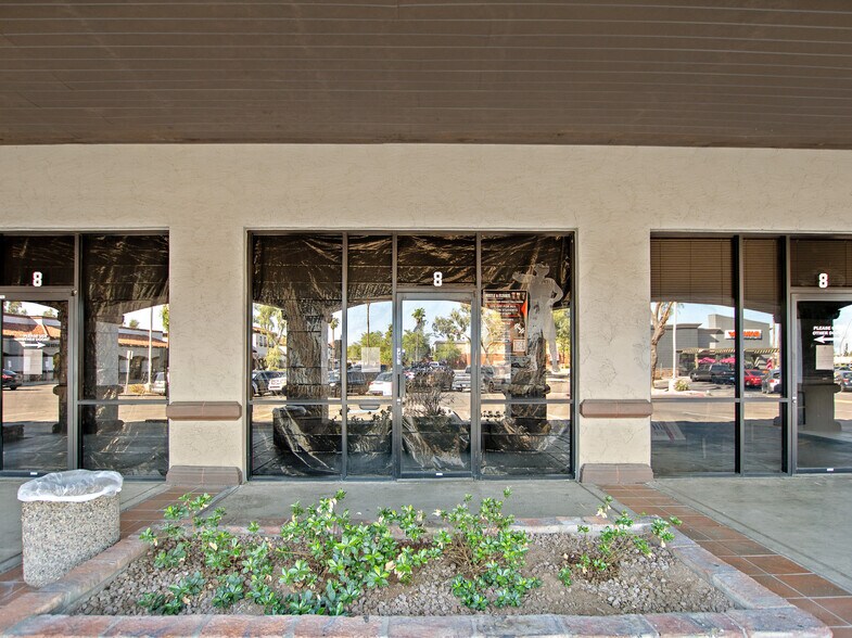More Photos Of 2111 S Alma School Rd, Mesa General Retail For Lease