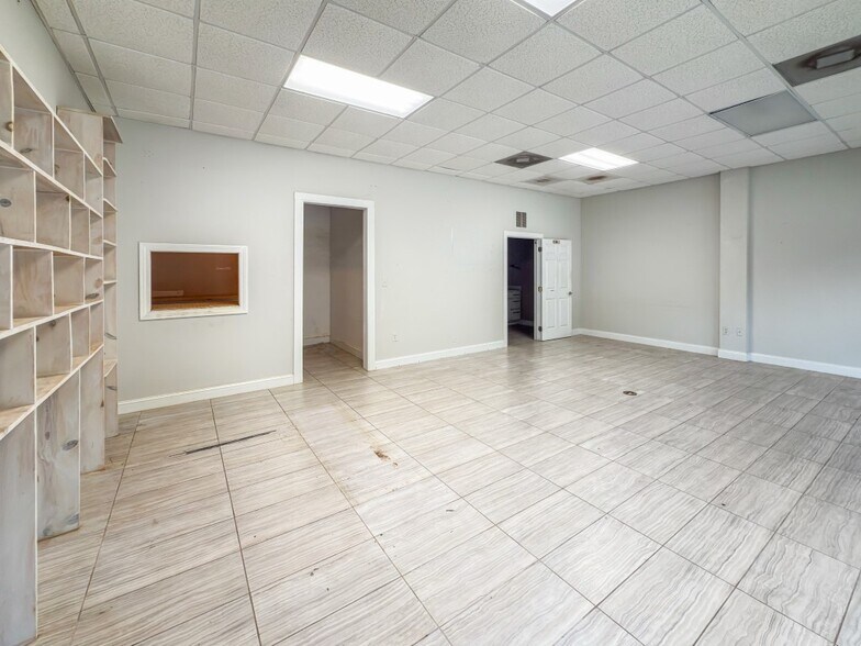 More Photos Of 605 N County Road 393, Santa Rosa Beach Light Manufacturing For Lease