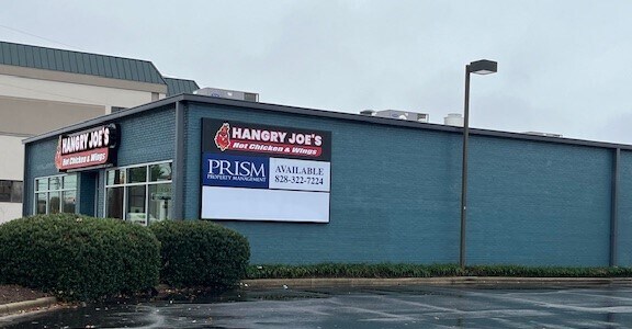 More Photos Of 1421 2nd St NE, Hickory Storefront Retail Office For Lease