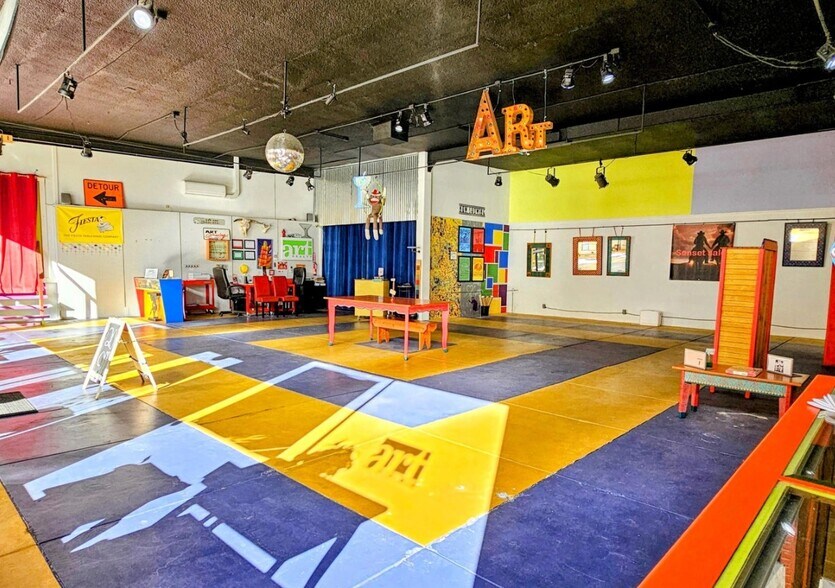 More Photos Of 79 Main St, Bisbee Storefront For Sale