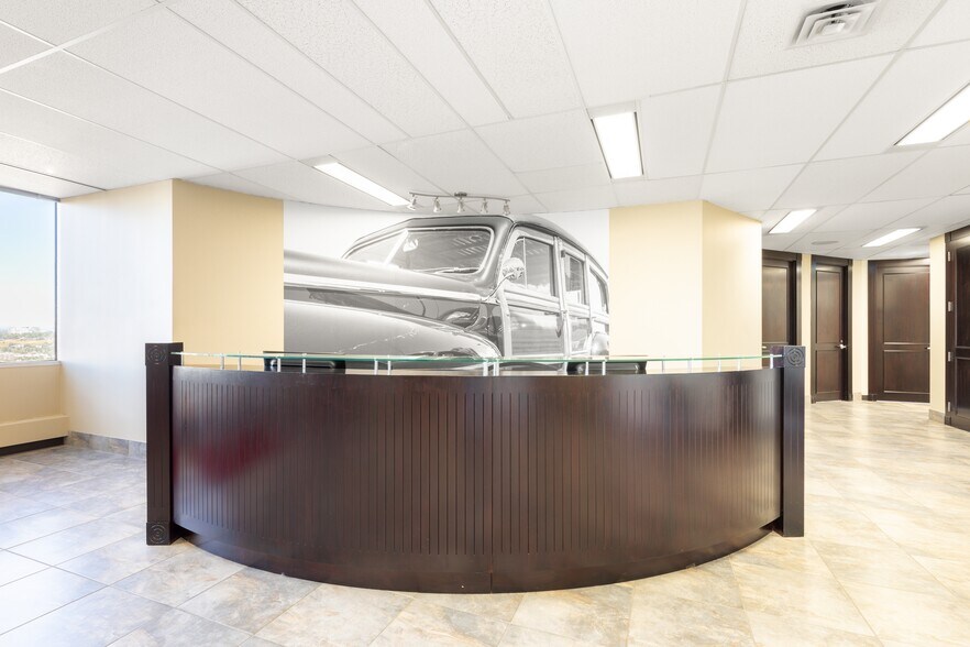 More Photos Of 888 3rd St SW, Calgary Coworking Space