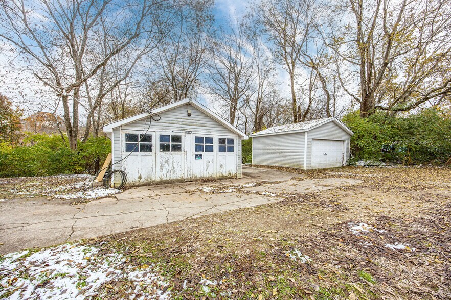 More Photos Of 6879 River Rd, Harrison Specialty For Sale