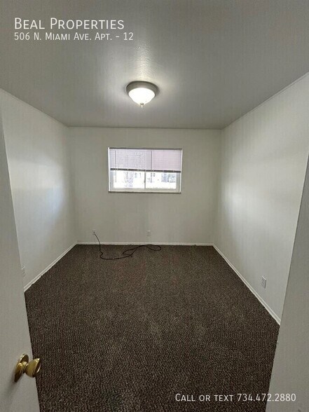 More Photos Of 519 N Harris Rd, Ypsilanti Apartments For Sale