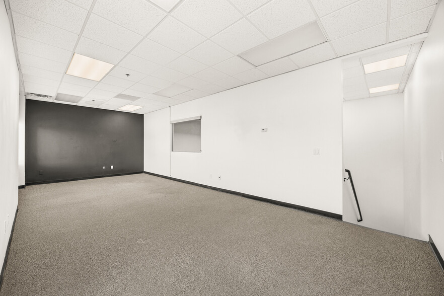More Photos Of 1139 Westminster Ave, Alhambra Warehouse For Lease