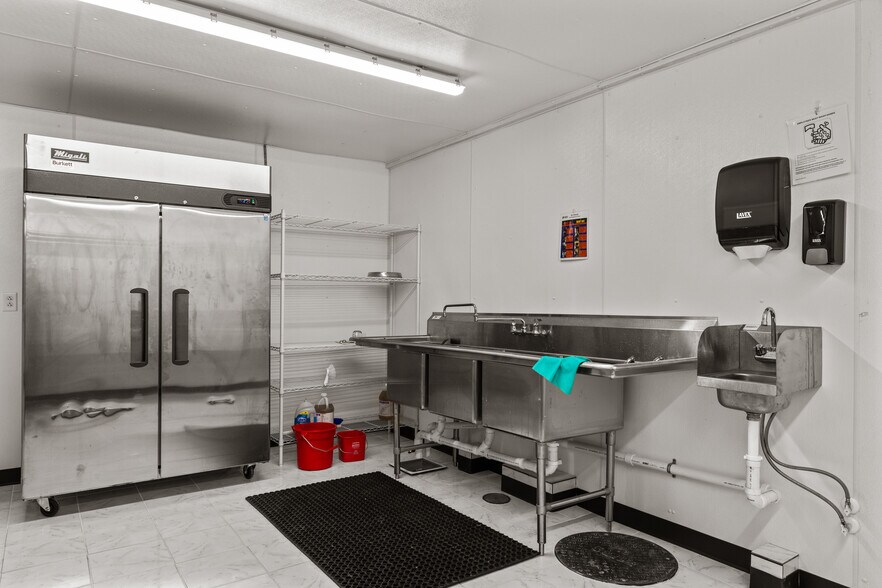 More Photos Of 1282 US Highway 2 E, Kalispell Apartments For Sale