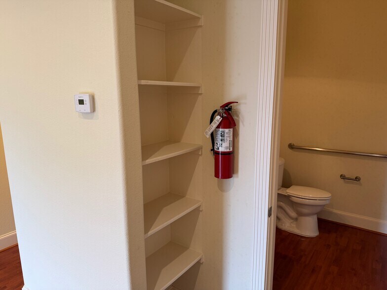 More Photos Of 13644 Breton Ridge St, Houston Medical For Sale