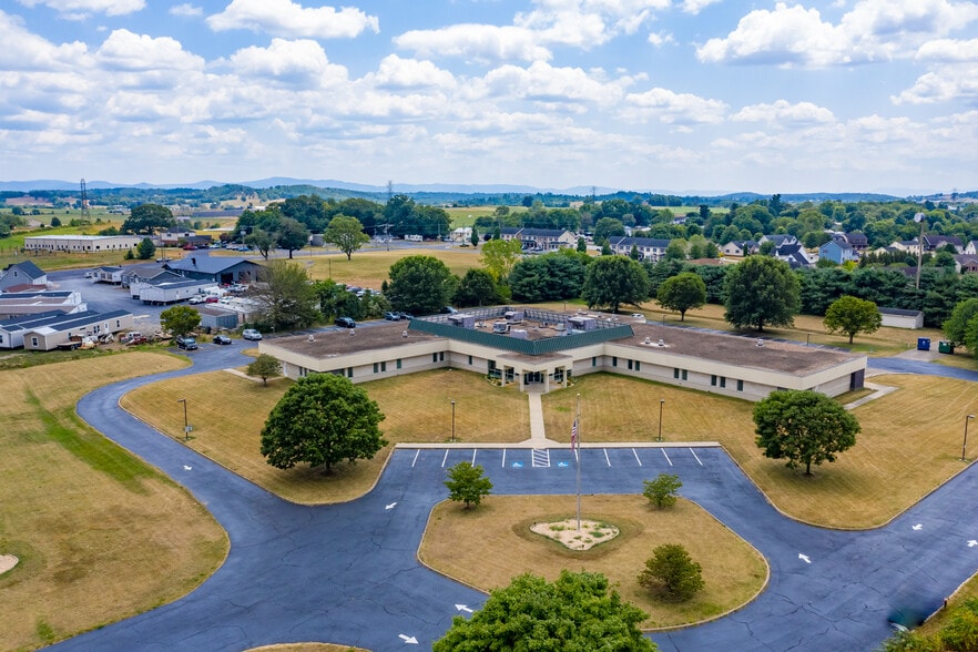 More Photos Of 147 Dinkel Ave, Mount Crawford Medical For Lease