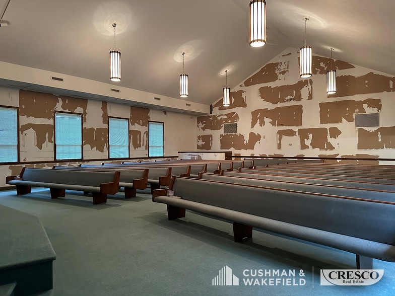 More Photos Of 4799 Lander Rd, Chagrin Falls Religious Facility For Sale