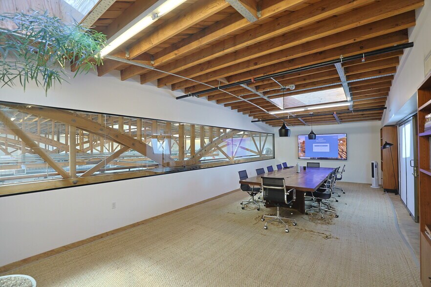 More Photos Of 3578 Hayden Ave, Culver City Loft Creative Space For Lease