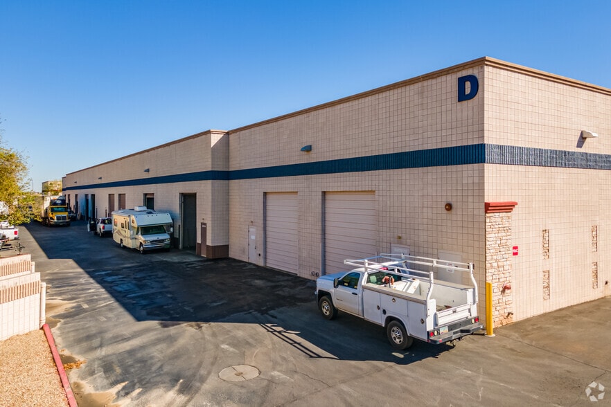 More Photos Of 1050 N Fairway Dr, Avondale Unknown For Lease