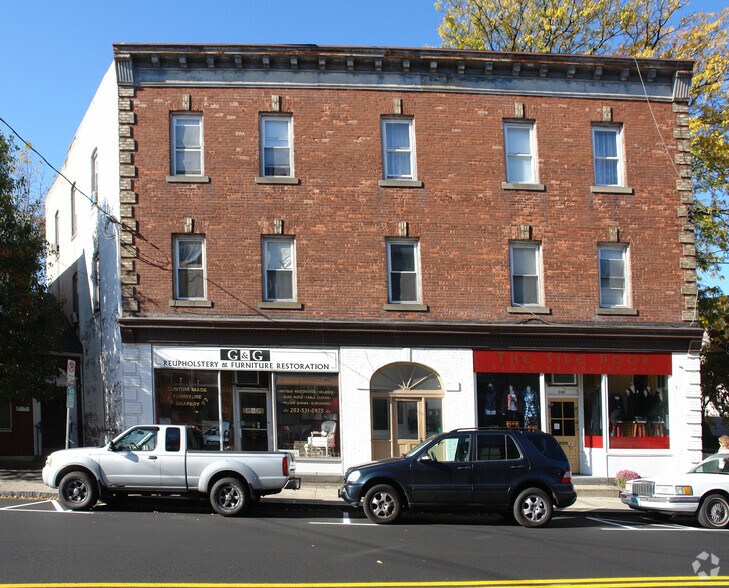 More Photos Of 248 Mill St, Greenwich Storefront Retail Residential For Lease