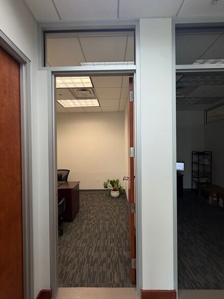 More Photos Of 1600 Ponce De Leon Blvd, Coral Gables Office For Lease