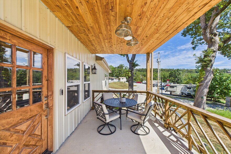 More Photos Of 141 County Road 851, Elizabeth Hotel For Sale