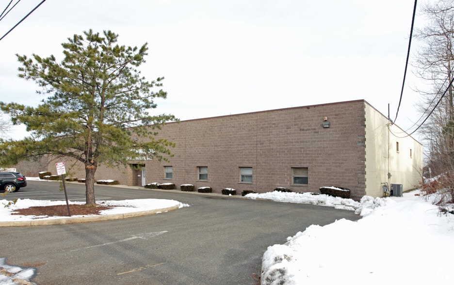 More Photos Of 1001 Hopewell Ave, Ocean Warehouse For Lease