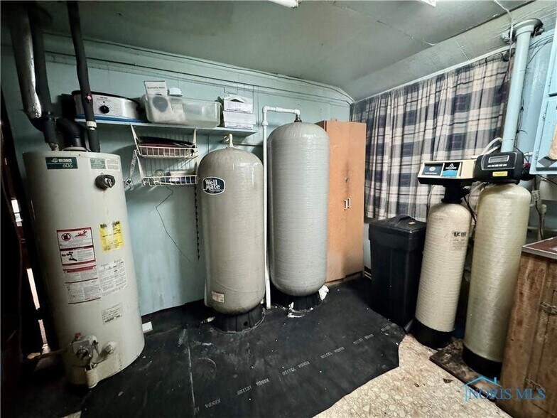 More Photos Of 14475 Power Dam Rd, Defiance Sports And Entertainment For Sale