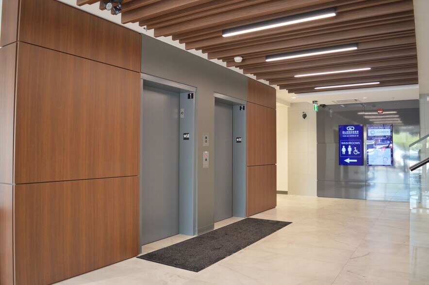 More Photos Of 1035 64th Av SE, Calgary Medical For Lease