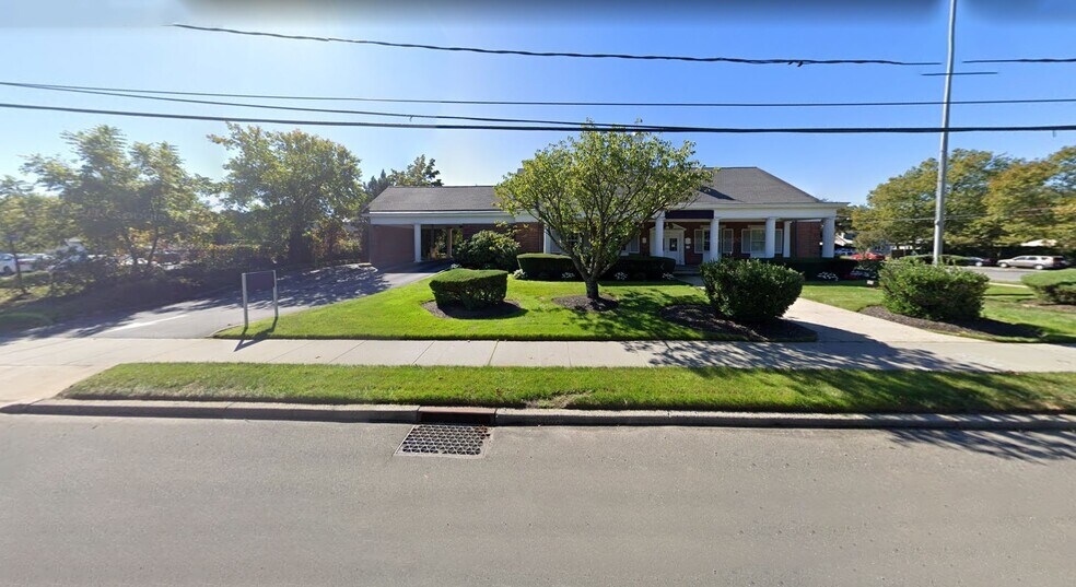 Primary Photo Of 1336 Montauk Hwy, Oakdale Bank For Sale