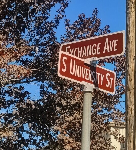 More Photos Of 33 S University St, Healdsburg Warehouse For Sale