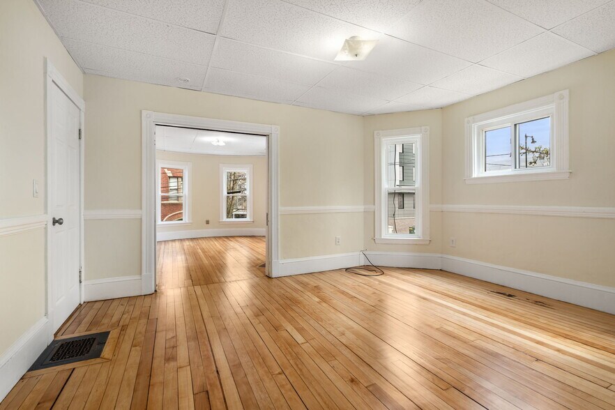 More Photos Of 10 Royal St, Boston Multifamily For Sale