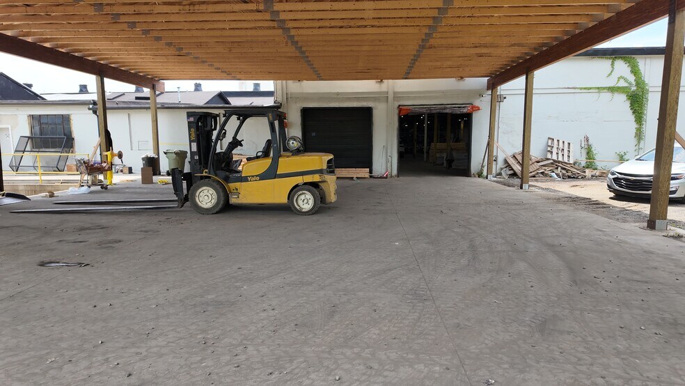 More Photos Of 3 Cass St, Keyport Warehouse For Lease