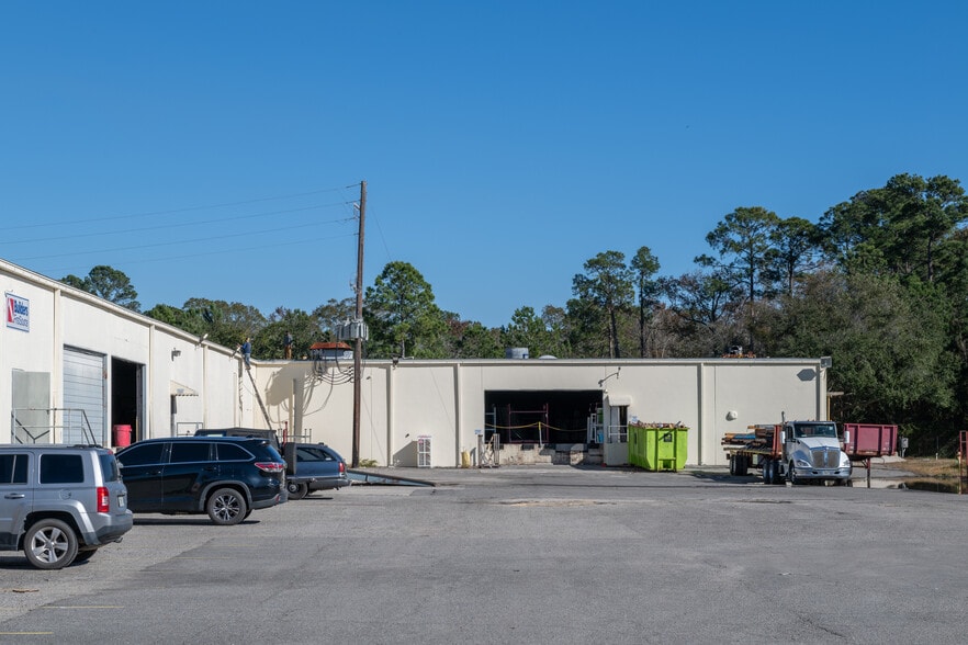 More Photos Of 243-245 N Lane Ave, Jacksonville Service For Sale